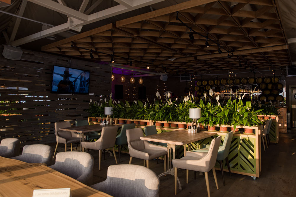 Ресторан причал на ильинском шоссе. Причал тверь. Бута кафе тверь. Причал наб реки тьмаки 15 тверь меню. Причал, тверь, набережная реки тьмаки, 15.