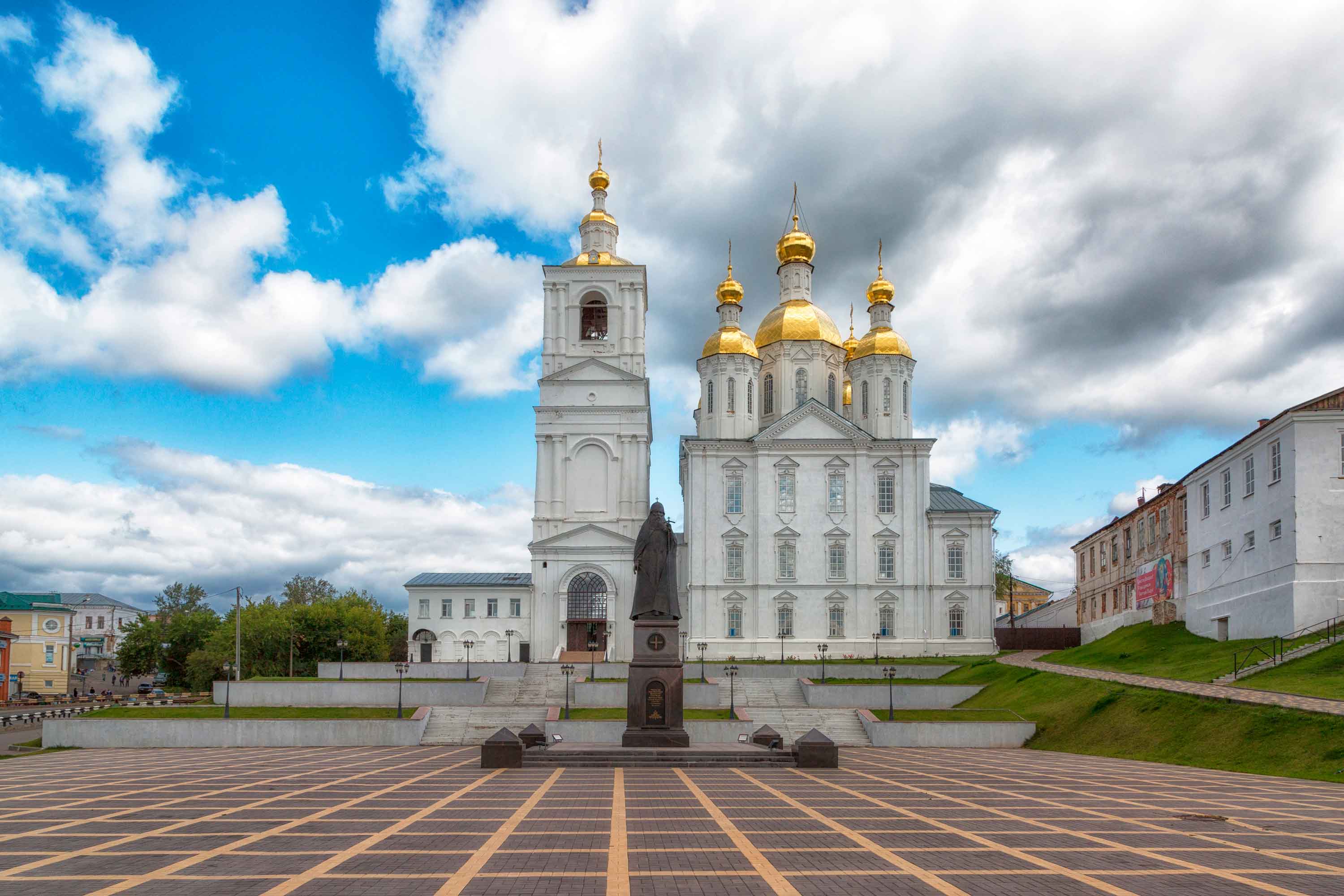 Воскресенский собор Арзамас осенью