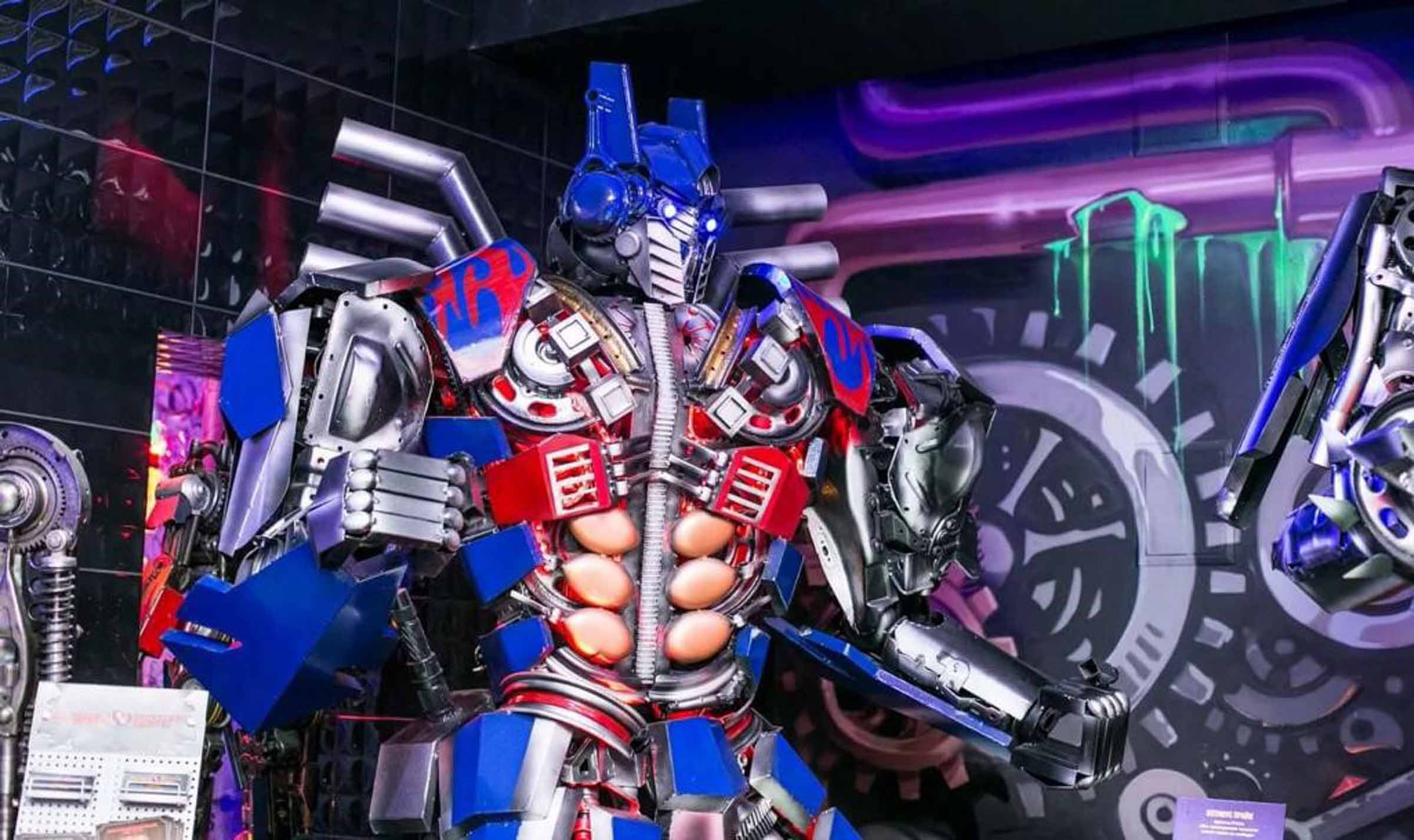 музей восстания машин (музей трансформеров). музей трансформеров в москве. музей текстильщики трансформеры. музей восстание машин текстильщики. музей трансформеров в москве.