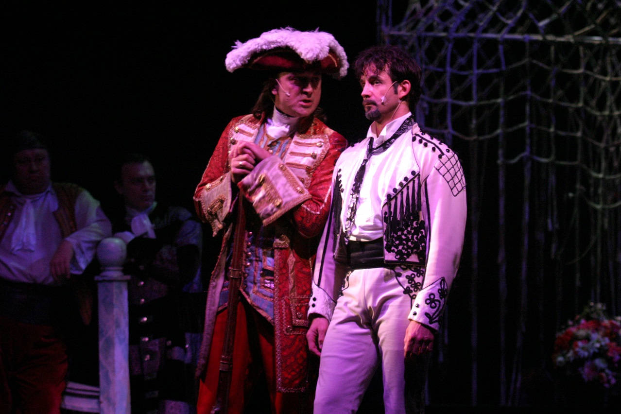 Женитьба фигаро театр ленком. Женитьба фигаро ленком финал. Свадьба фигаро театр стаса намина. Певцов женитьба фигаро. Фигаро ленком.