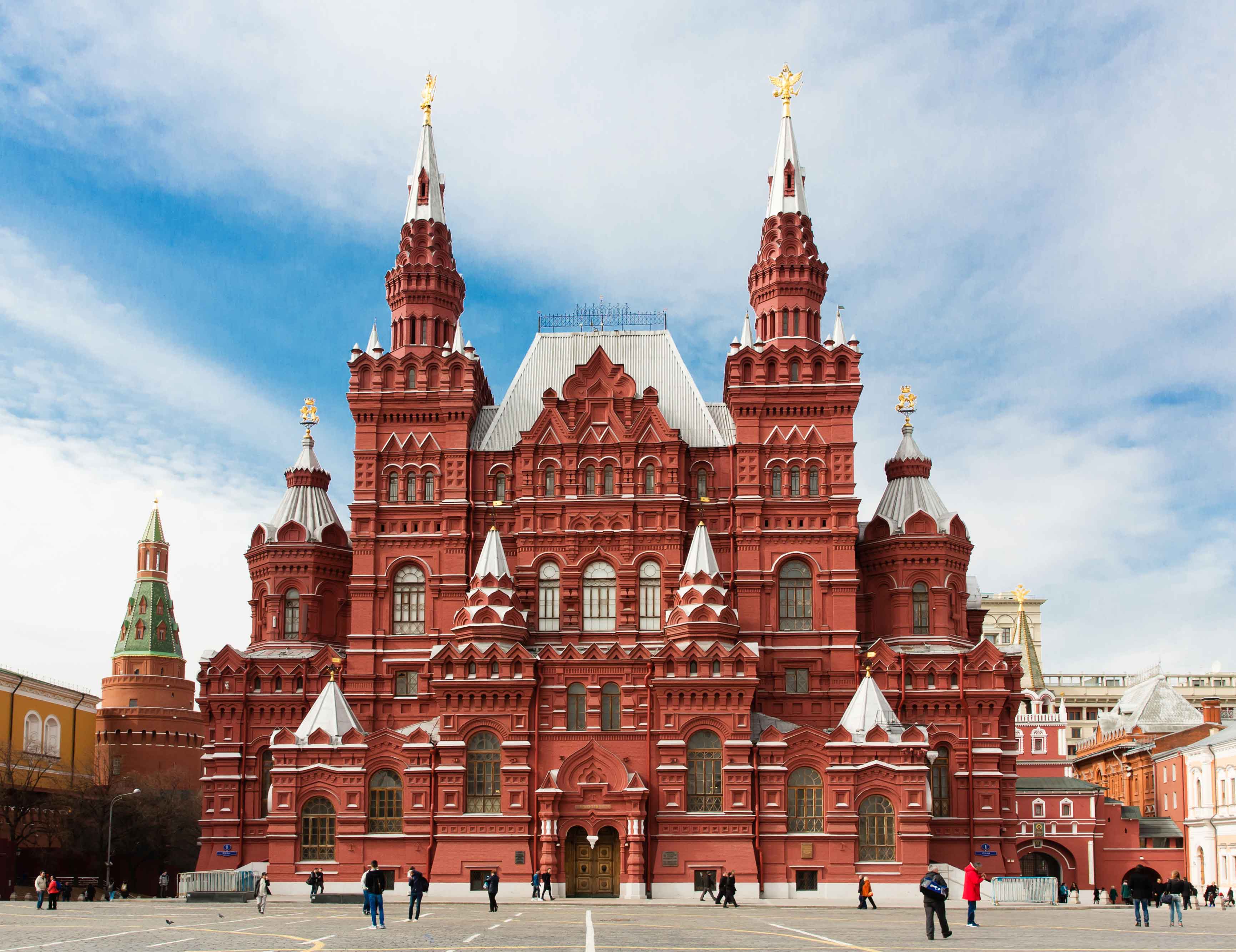 Музеи москвы список самых популярных с ценами. Государственный исторический музей на красной площади. Государственный исторический музей, Москва, красная площадь. Исторический музей в Москве на красной площади. Москва красная площадь 1 государственный исторический музей.