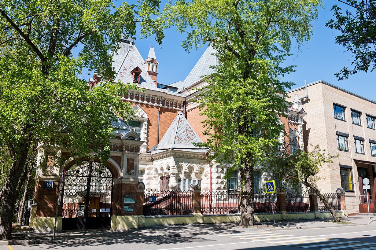 Архитектурные экскурсии и лекции о природе пройдут на ВДНХ